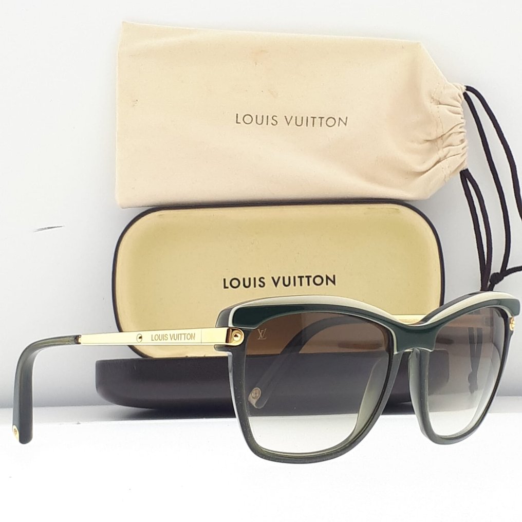 Louis Vuitton - Green Acetate Frame Ambrosia with Gold Tone - Catawiki