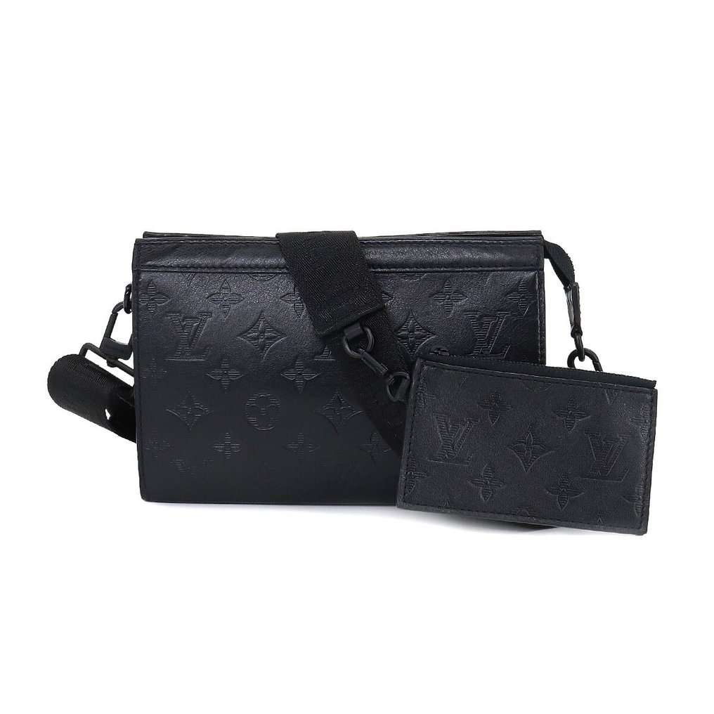 Louis Vuitton - Shadow Gaston Wearable Wallet - Shoulder - Catawiki