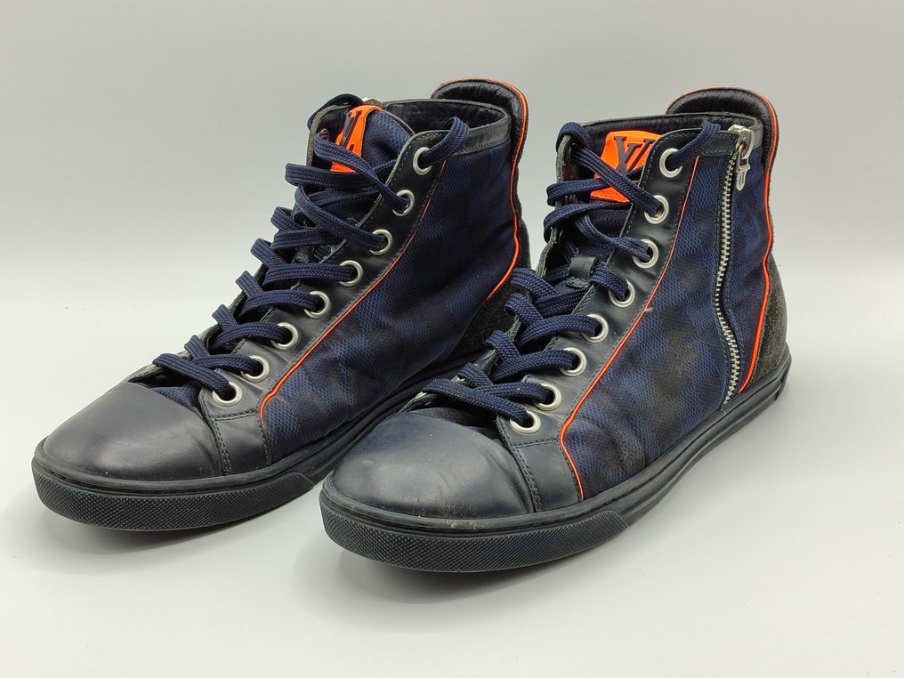 Louis Vuitton - Sneakers - Size: UK 9 - Catawiki