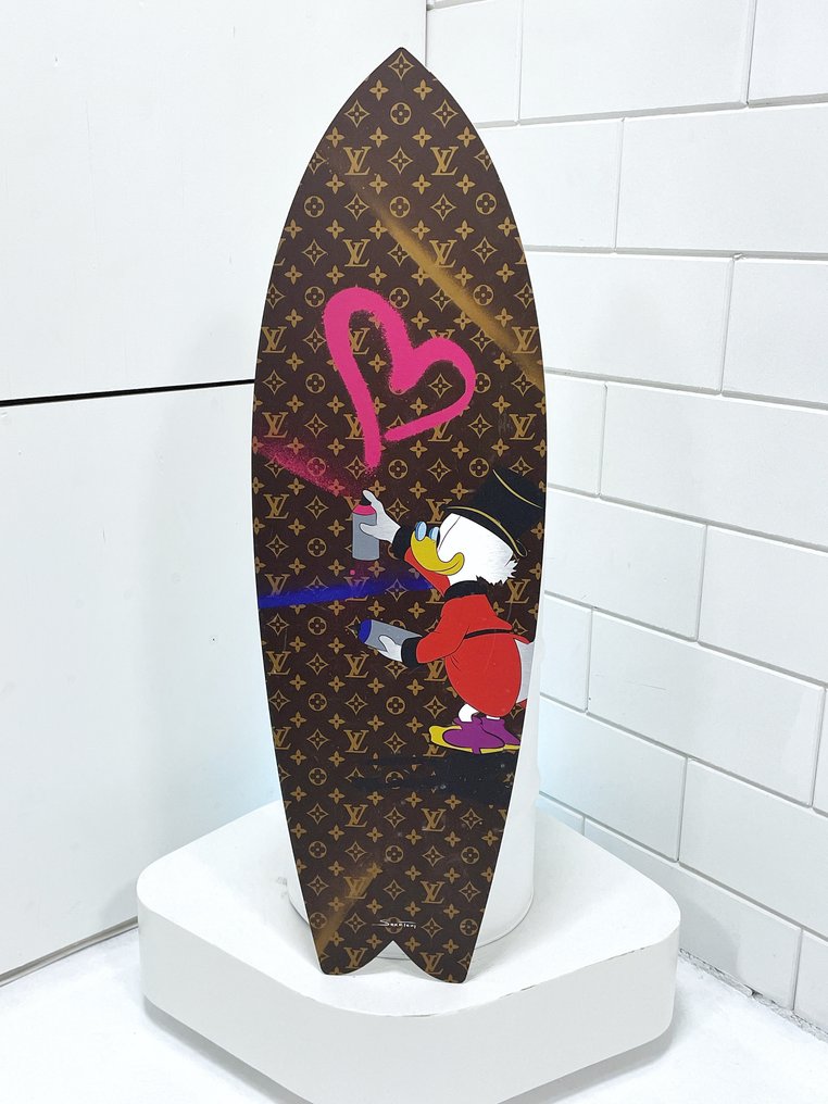 Suketchi - Scrooge x Louis Vuitton Surfboard - Catawiki