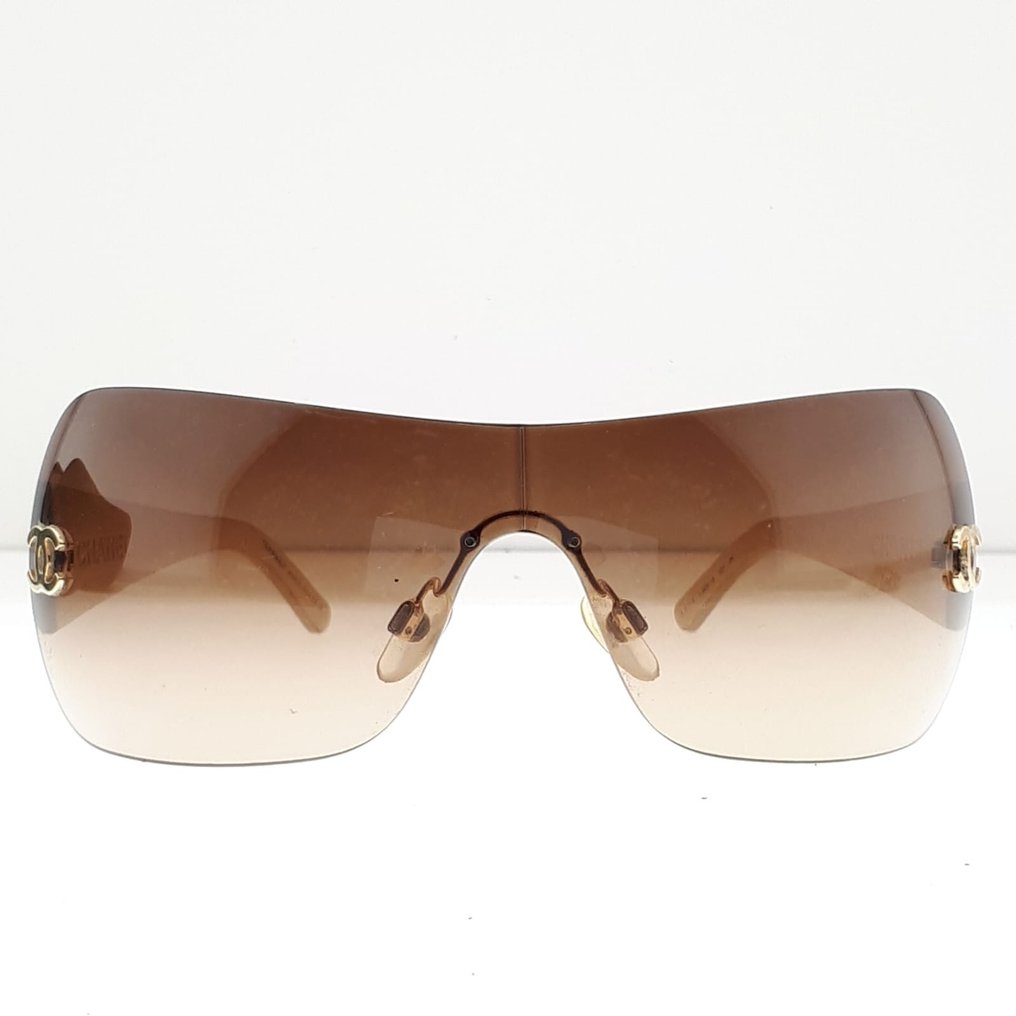 CHANEL 4126 c. 125/13 Gold Tortoise Brown Gradient Quilted Shield Sunglasses
