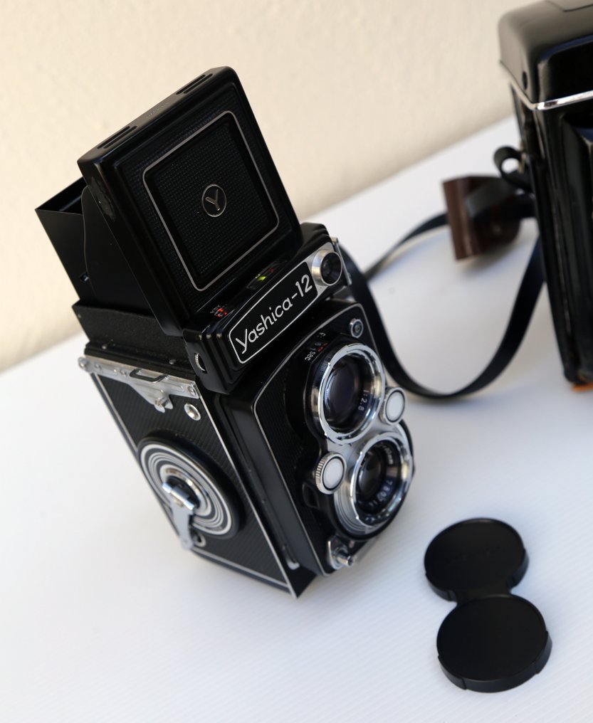 yashica 12 tlr