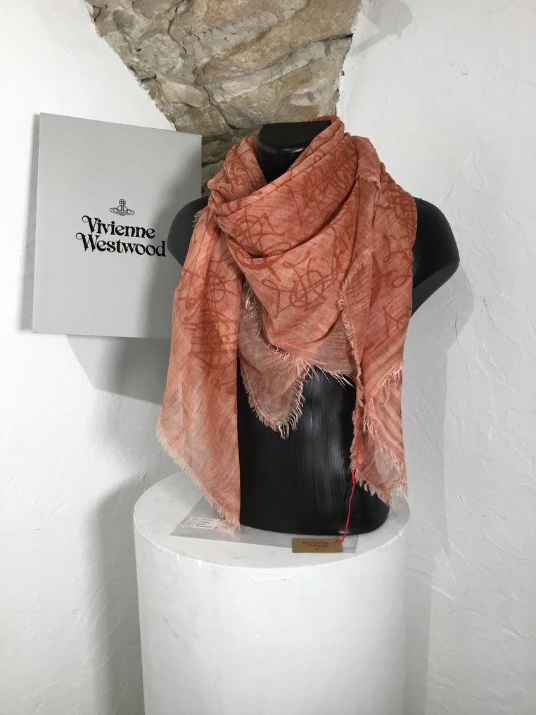 Vivienne Westwood - Majestueuse / Collector ORB modal - Scarf - Catawiki