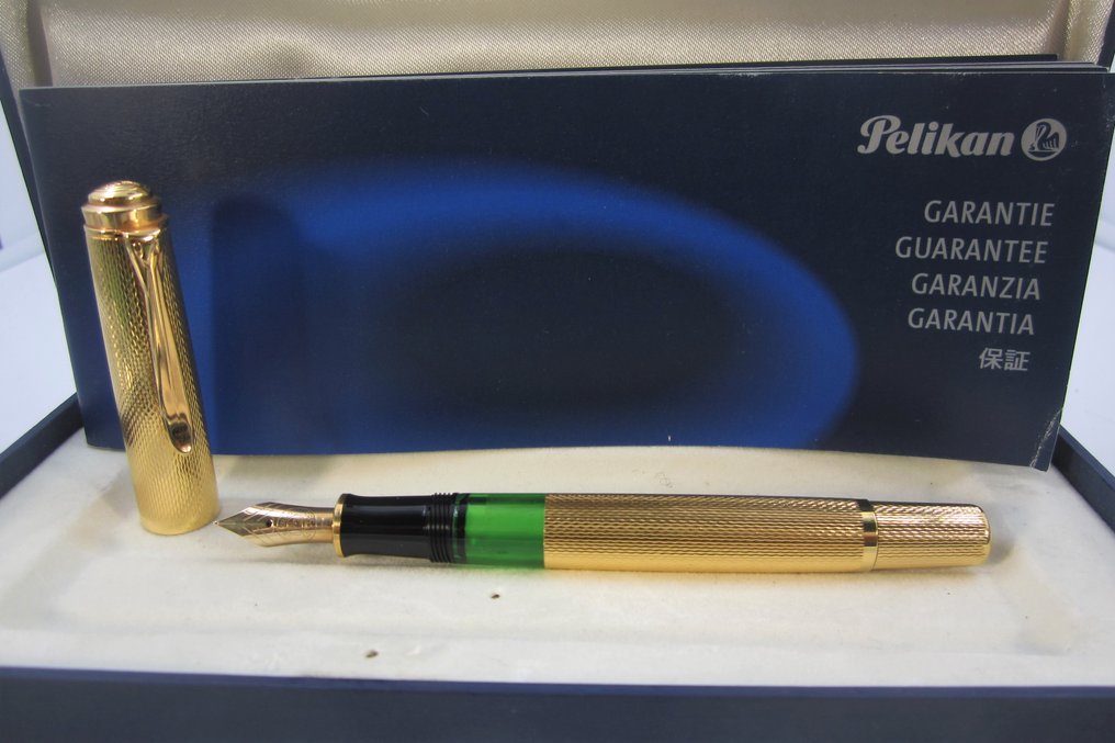 Pelikan m760 jubilee gold clearance