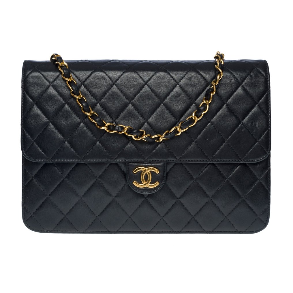 Timeless/classique leather clutch bag Chanel Black in Leather