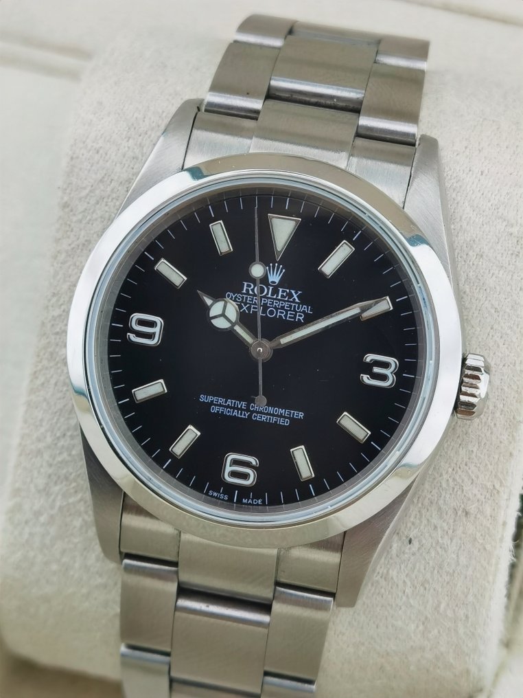 Ultrasonic online cleaner rolex