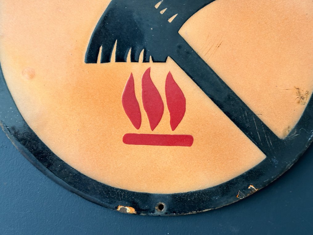 Highly Flammable Water SIGN Enamel sign metal Catawiki