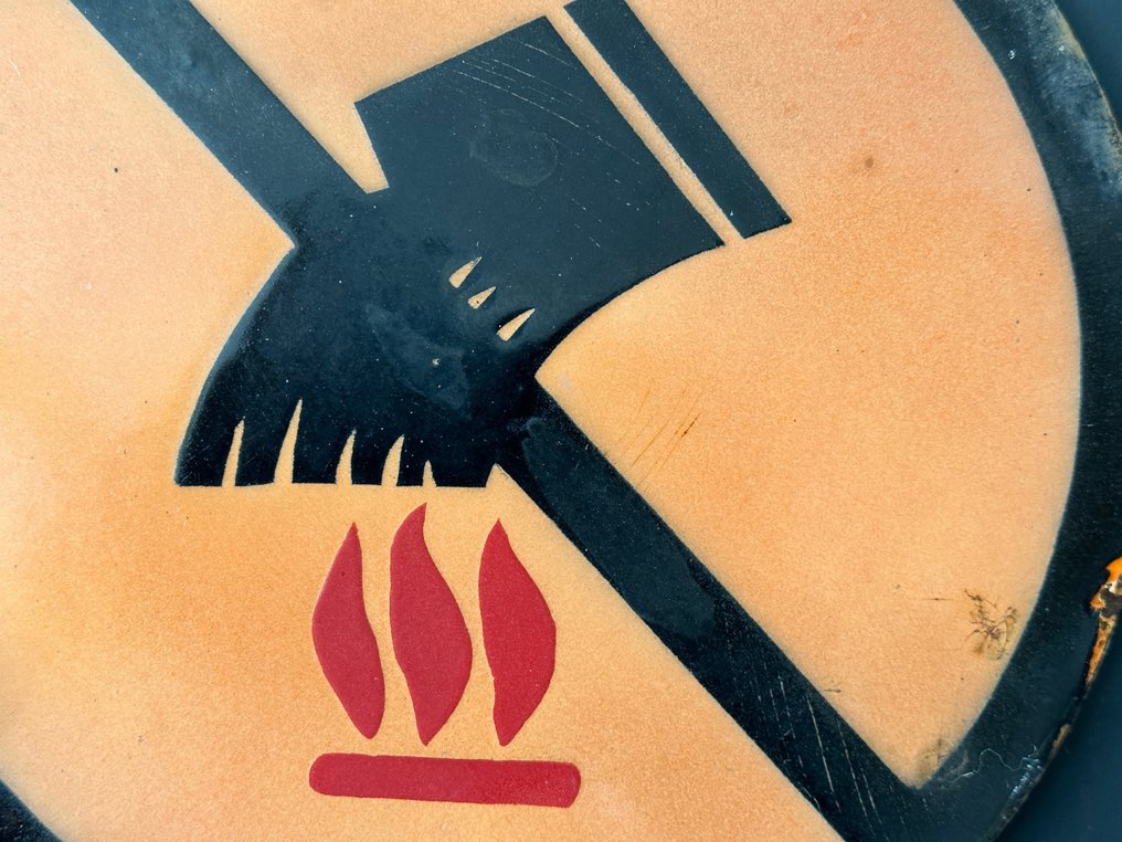 Highly Flammable Water SIGN Enamel sign metal Catawiki