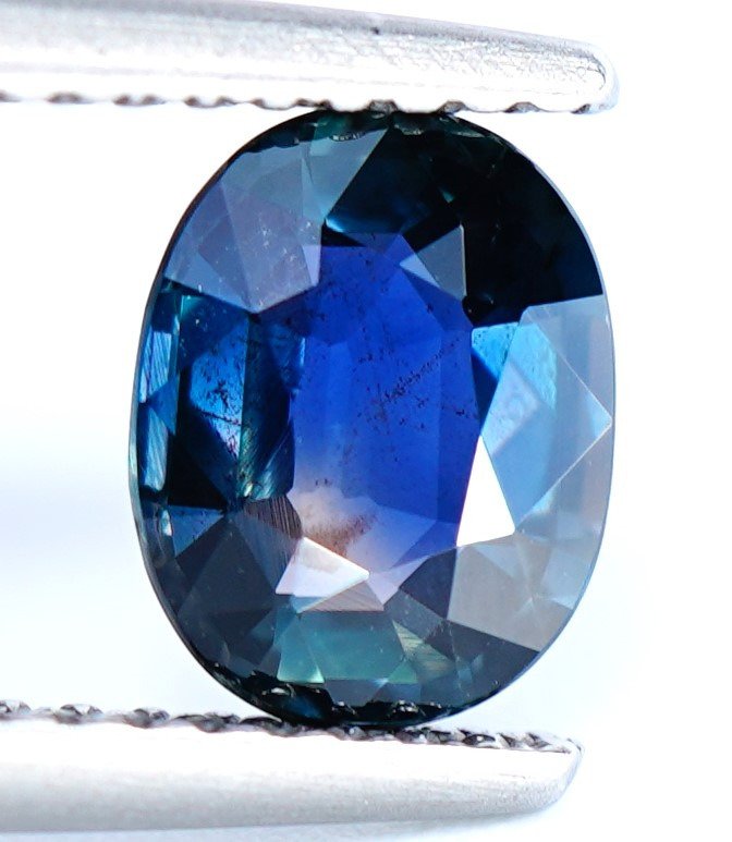 Color Change Sapphire - 1.27 ct - Catawiki