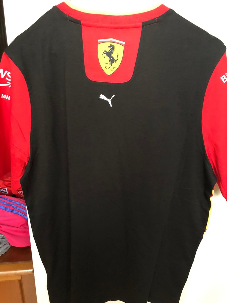 Ferrari - Formula One - 2023 - Team wear - Catawiki