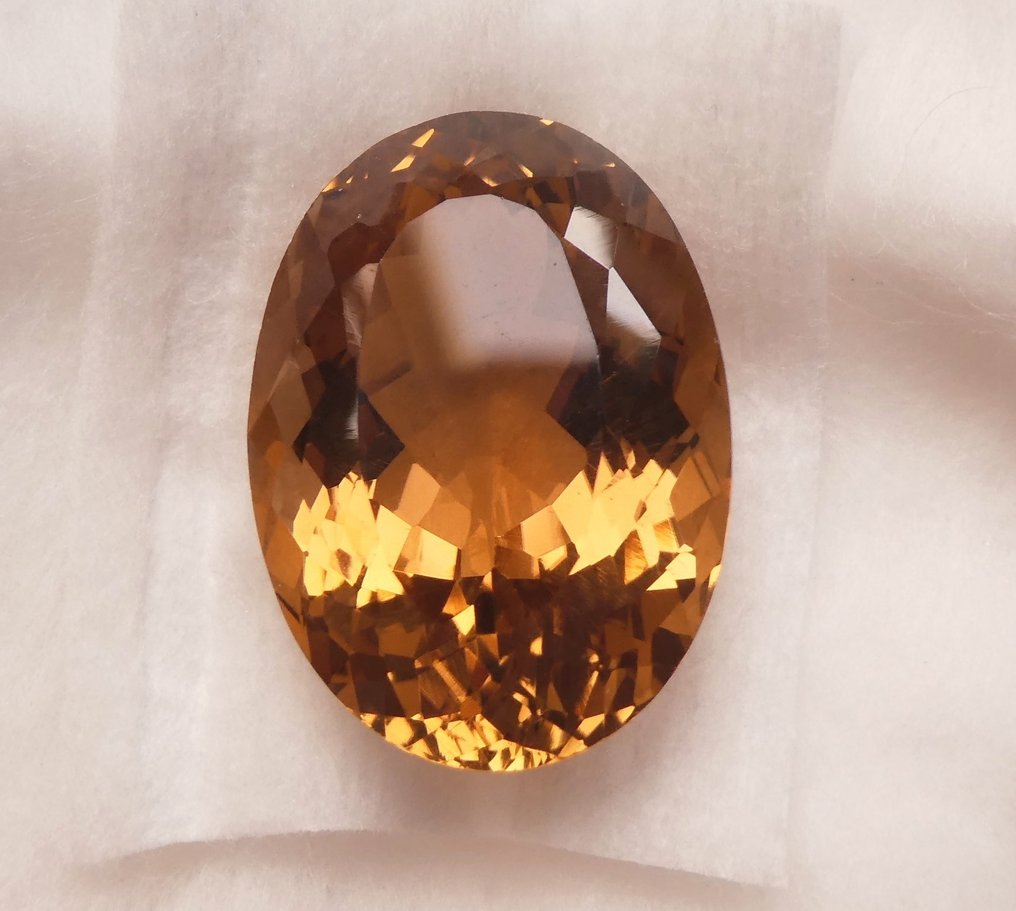 Topaz - 25.59 ct - Catawiki