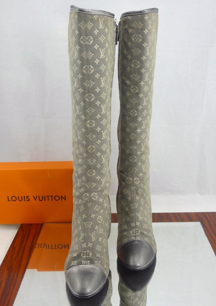 Louis Vuitton, Shoes, Louis Vuitton Knee High Boots Like New