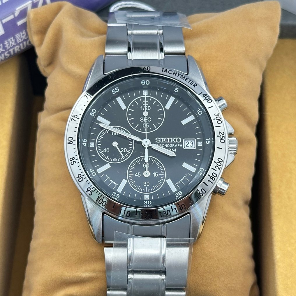 Seiko No reserve price Men Chronograph Black Dial Jdm