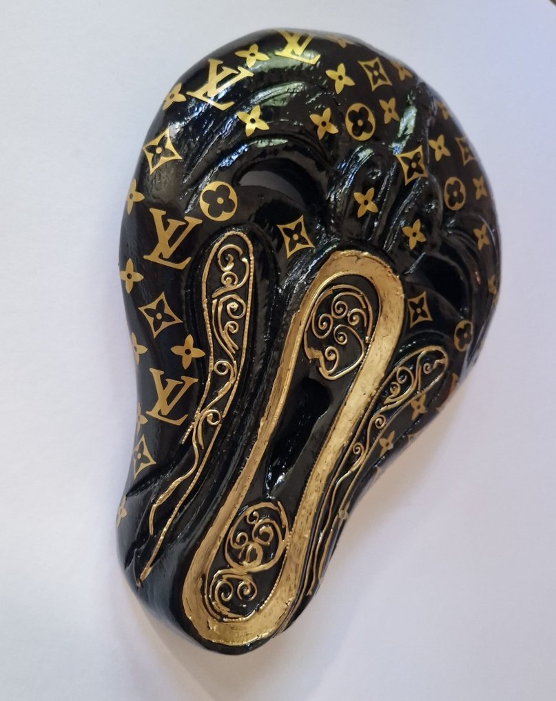Francis - The Mask Louis Vuitton - Catawiki