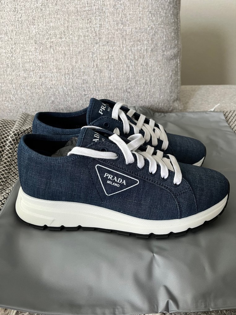 Prada Runners Lace up shoes Size Shoes EU 40 Catawiki
