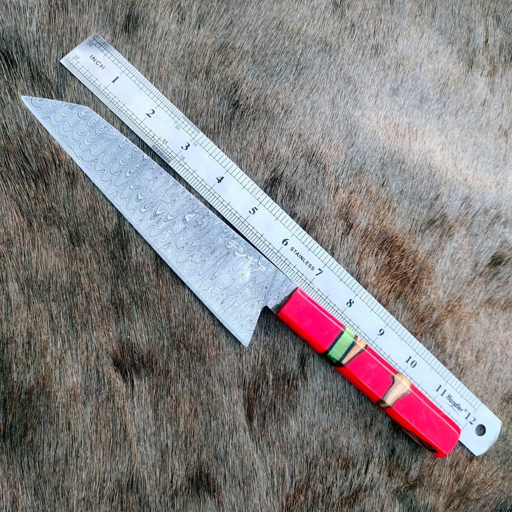 Three Custom made Chef Knives, exclusive red handles (3) Catawiki