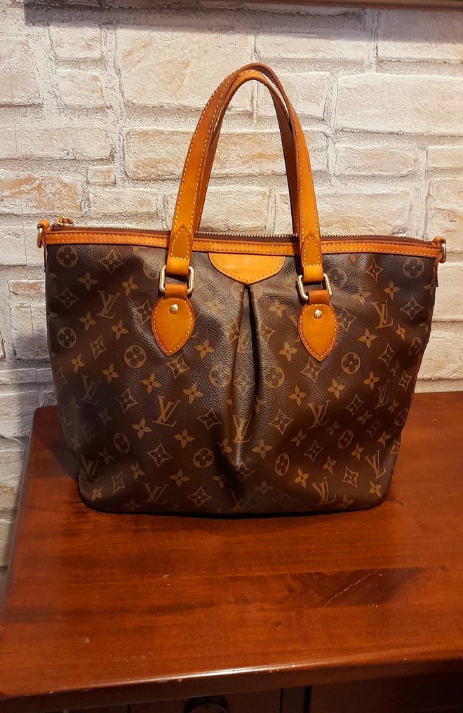 Louis Vuitton, Bags, Authentic Louis Vuitton Tivoli Gm Tote Bag Shoulder  Bag
