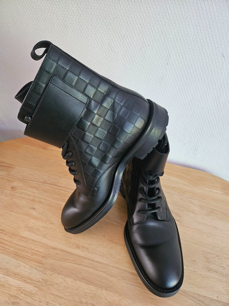 Louis Vuitton - Lace-up shoes - Size: Shoes / EU 40.5, UK - Catawiki