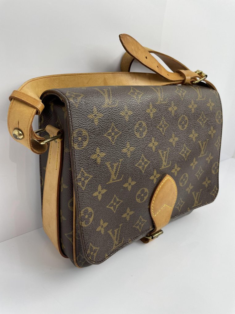 Sold at Auction: Louis Vuitton Vintage Monogram Cartouchiere GM Bag