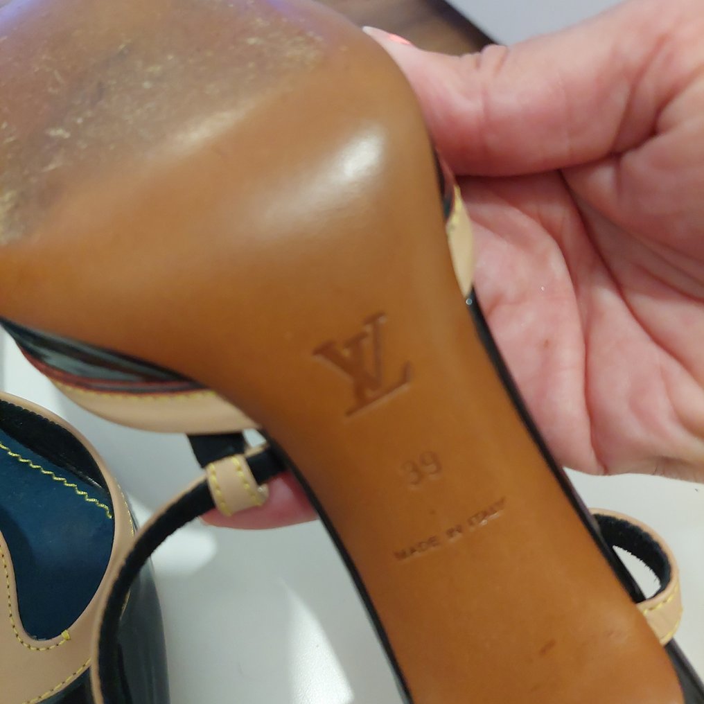 Louis Vuitton - Mules - Size: Shoes / EU 40 - Catawiki