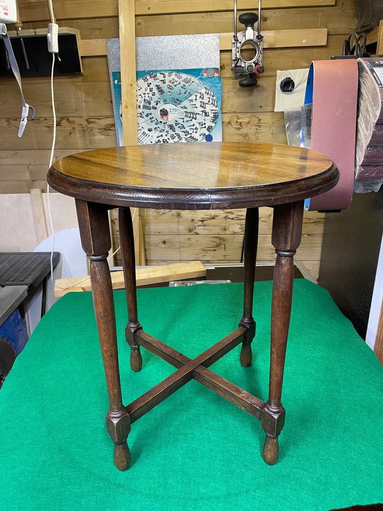 Side table Oak Early 20th century Catawiki