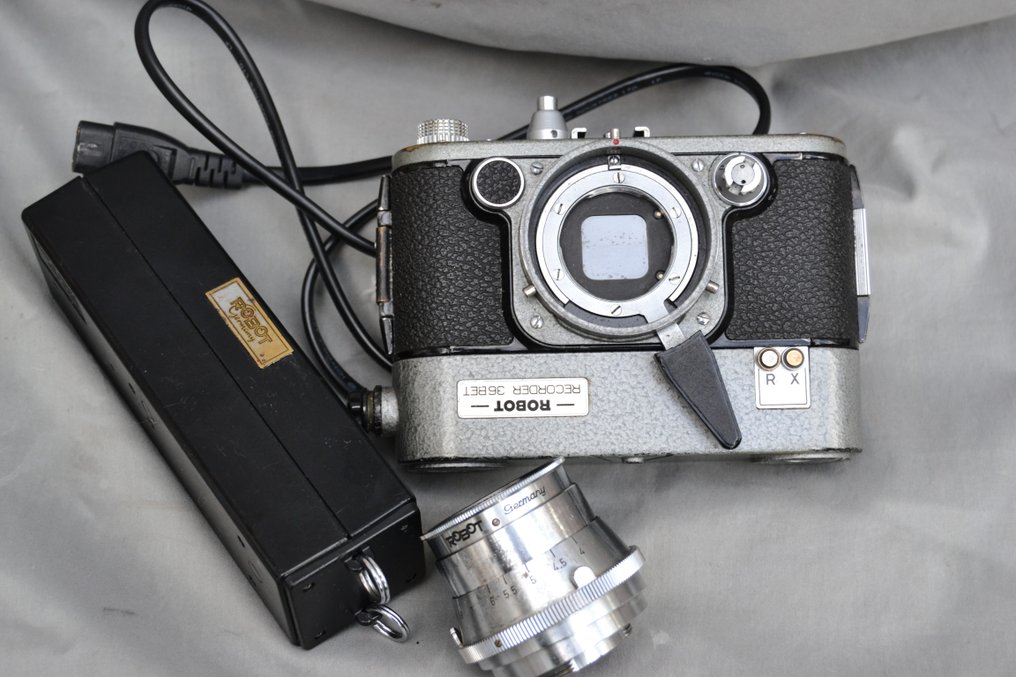 Robot recorder 36BET Analogue camera Catawiki