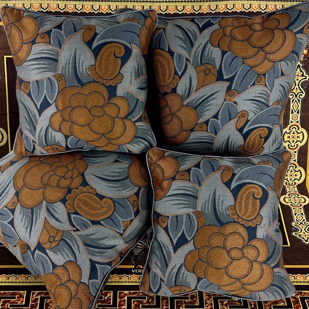 Etro cushions hotsell
