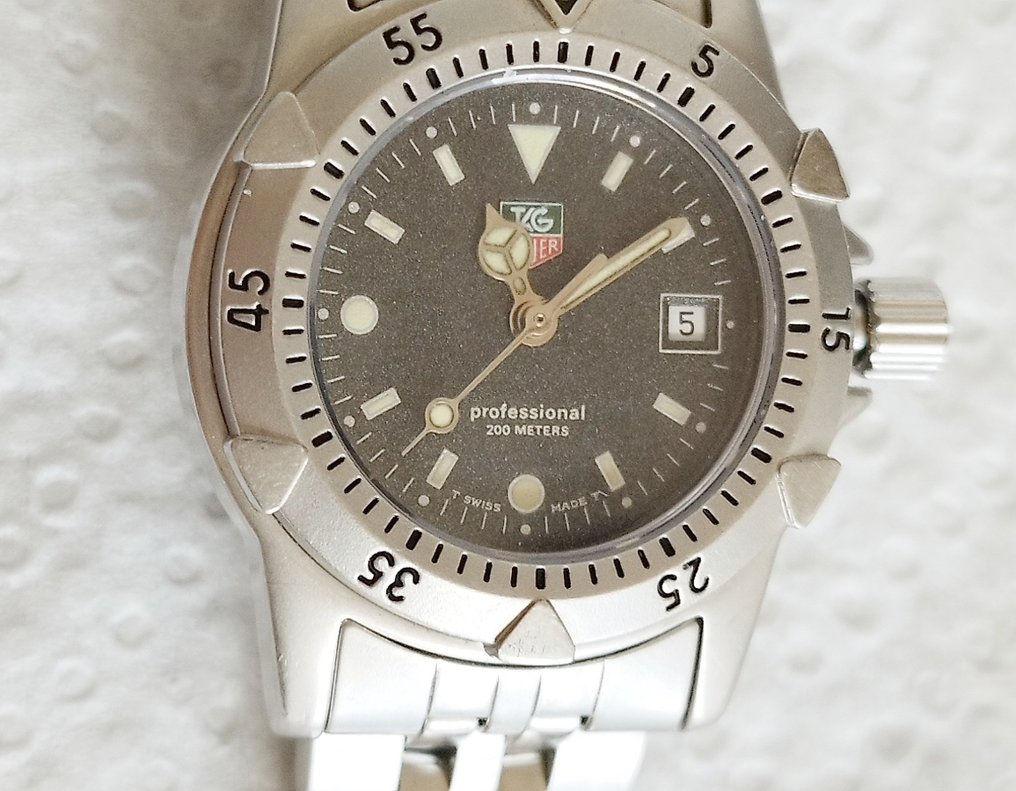 TAG Heuer TAG Heuer Women's 1500 Series Professional Sport Watch