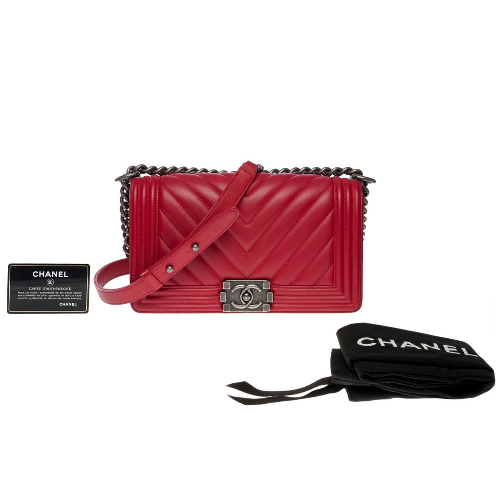 Chanel medium sales plus boy bag