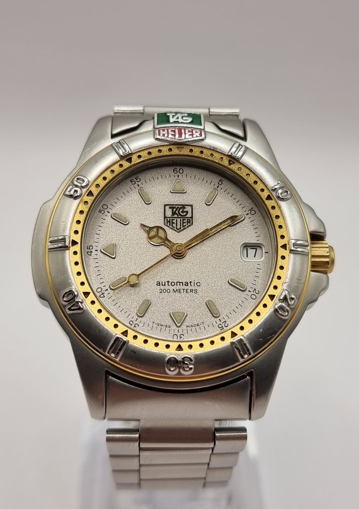 TAG Heuer Professional 4000 Series Automatic 200M