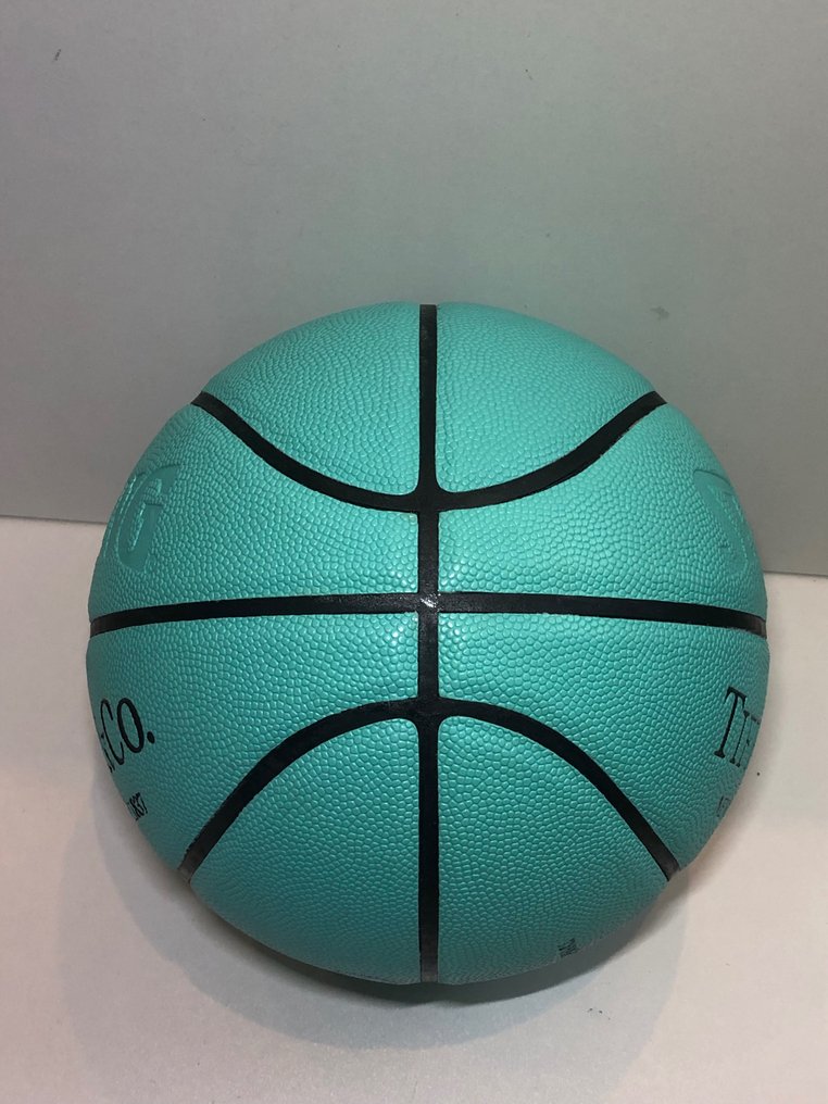 GF Exclusives - Tiffany & Co x Basketball - Catawiki