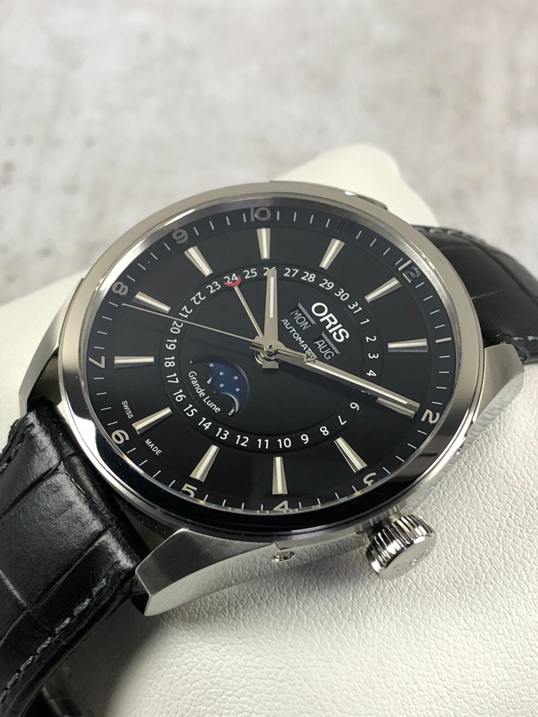 Oris artix complication outlet moonphase automatic