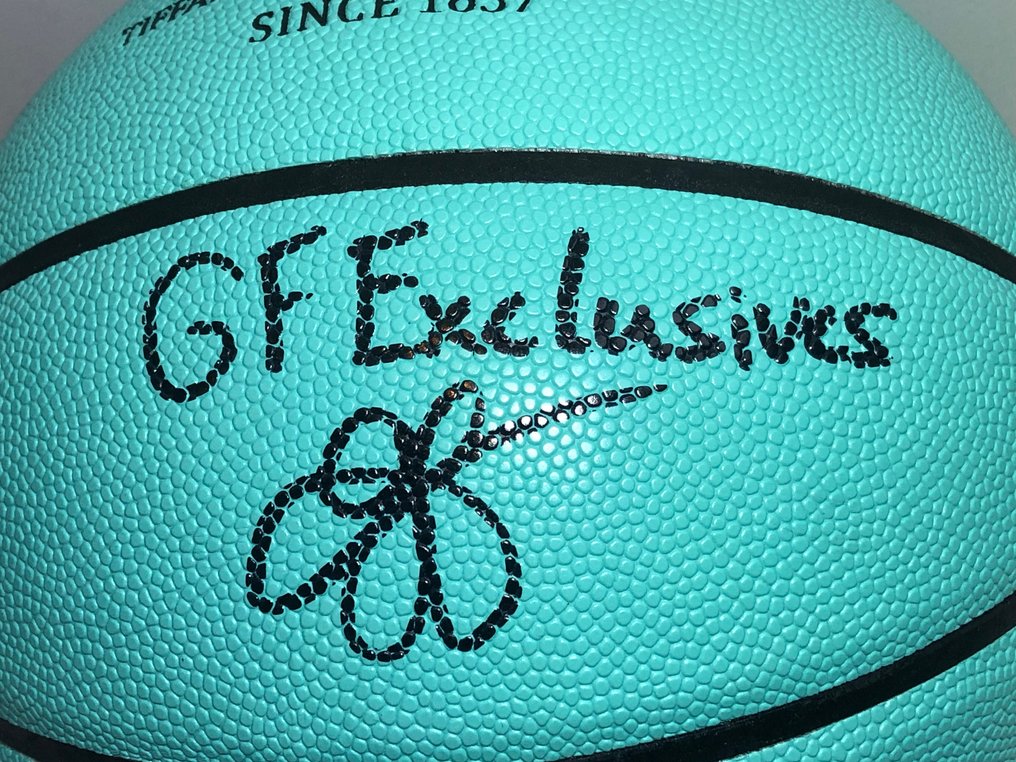 GF Exclusives - Tiffany & Co x Basketball - Catawiki