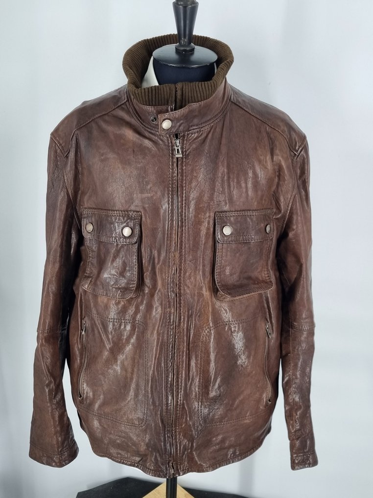 Hugo Boss - Leather jacket - Catawiki