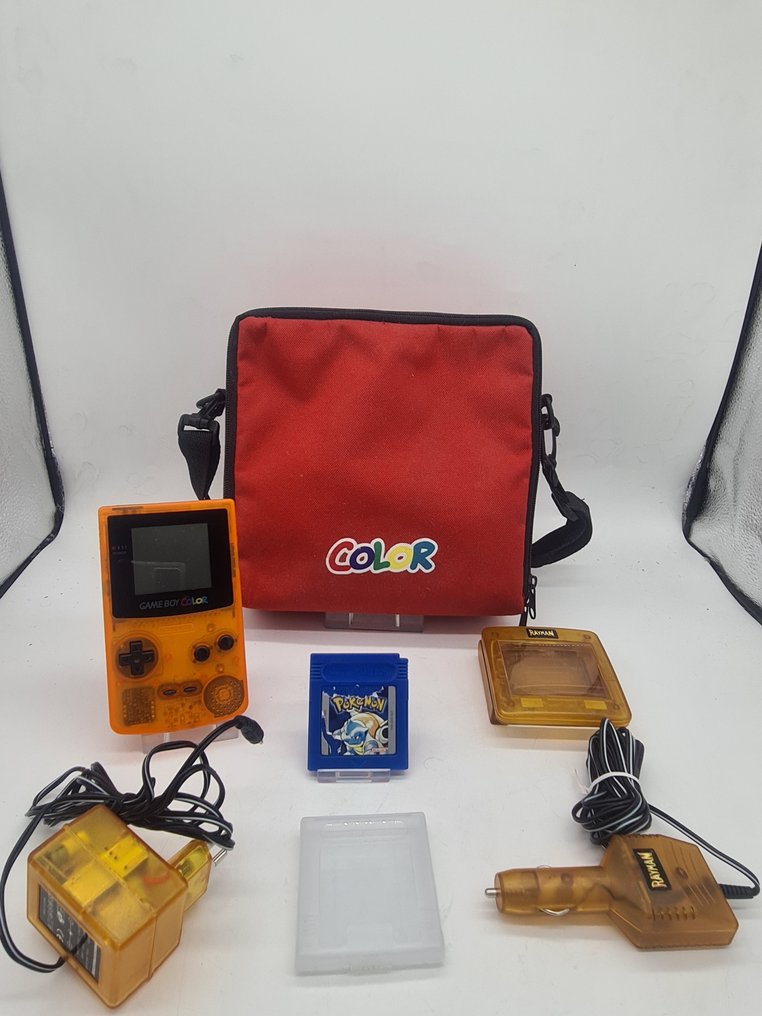 Nintendo Gameboy Color Pikachu Edition 1998 (with new housing) +