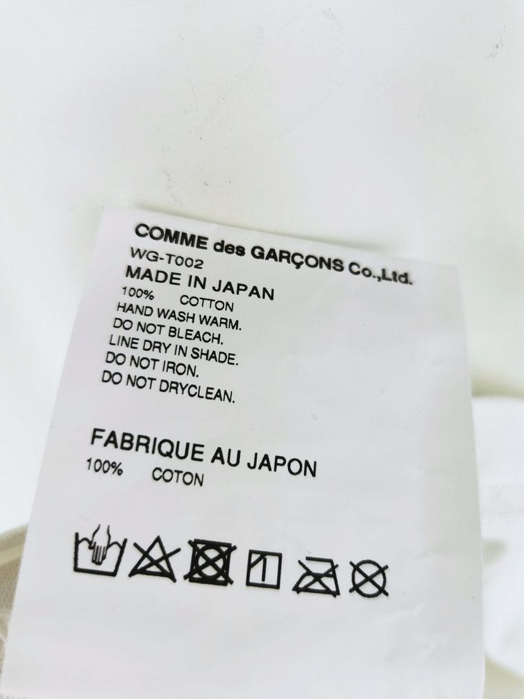 Comme des gar?ons store traductor de google