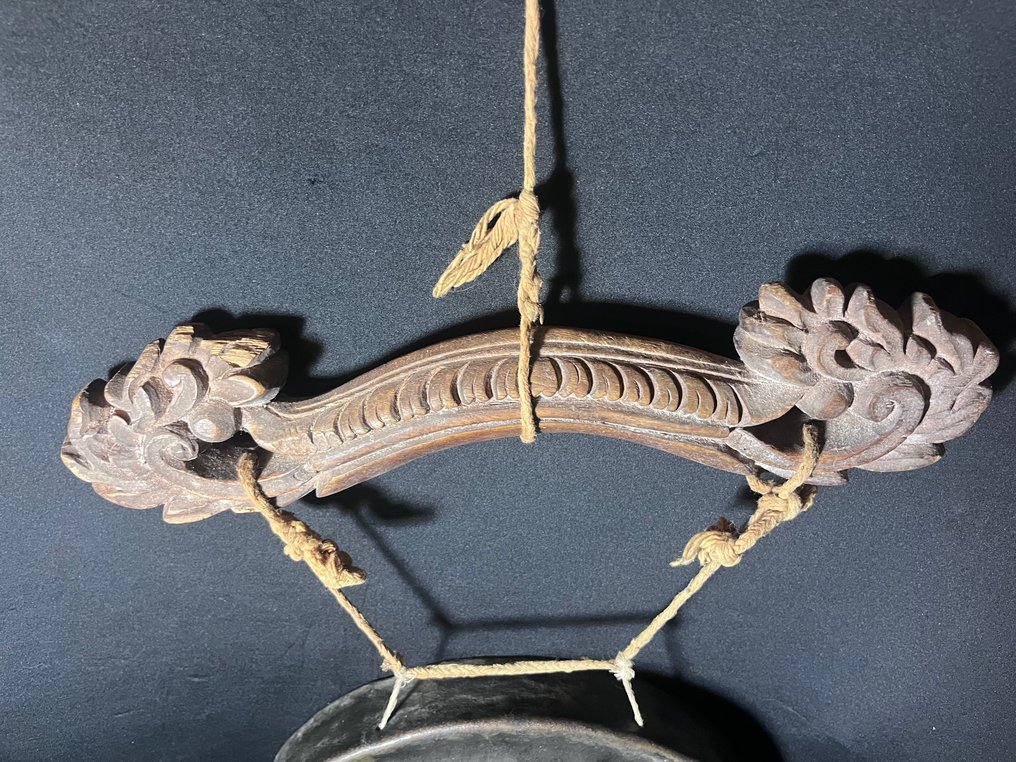 Gong Southeast Asia Catawiki