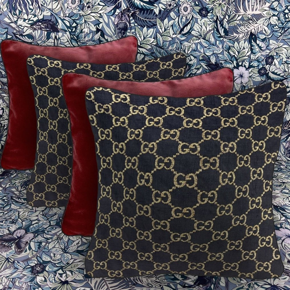 Gucci cushion covers discount