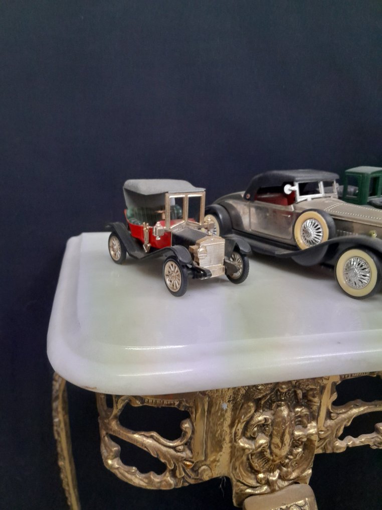 Ventes de voitures miniatures (collections) - Catawiki