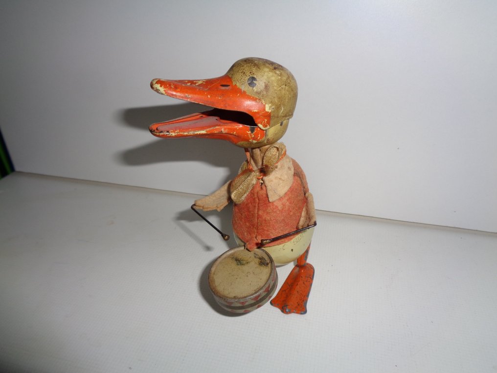schuco - Wind-up tin toy ente als trommler 497 donald duck - 1930-1939 ...