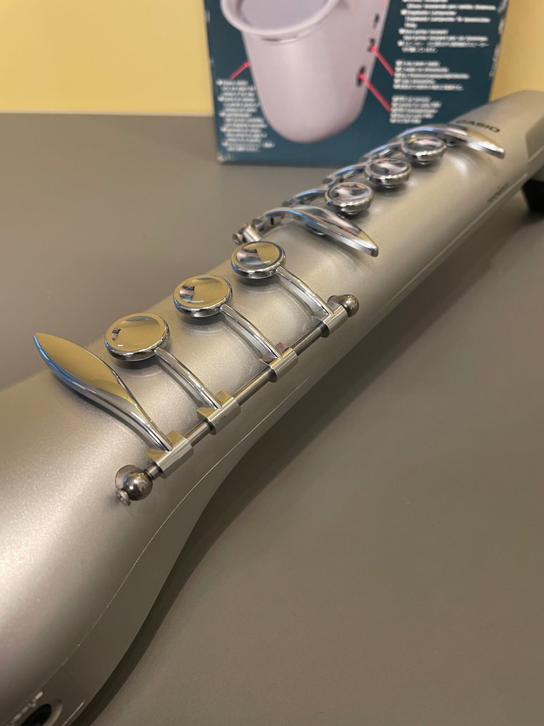 Casio DH100 Digital Horn Musical instrument Japan 1985