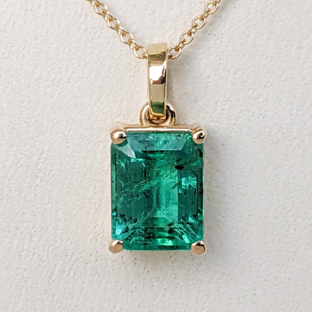 NO RESERVE 1 80 Carat Emerald 14 Carats Or Collier Avec no-reserve-1-80-carat-emerald-14-carats-or-collier-avec