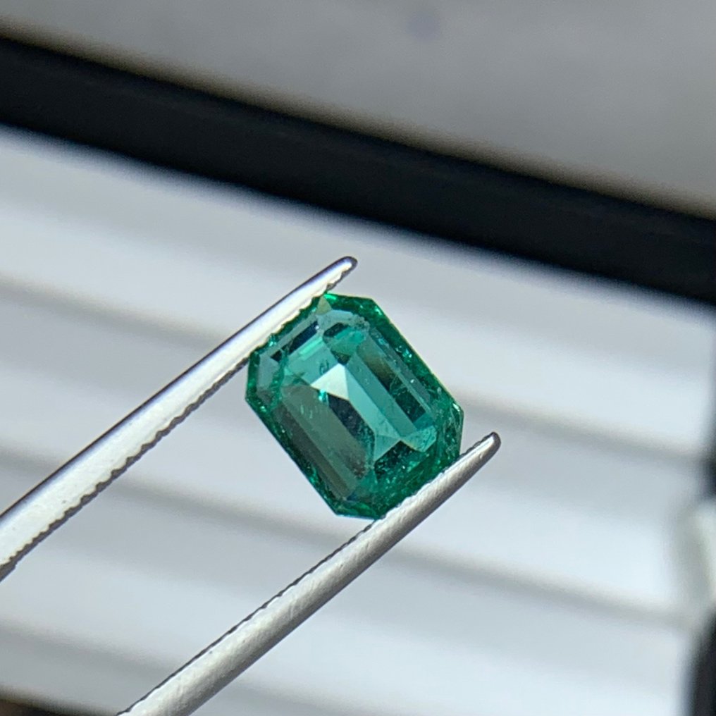 Emerald, Natural High Quality - 1.92 ct - Catawiki