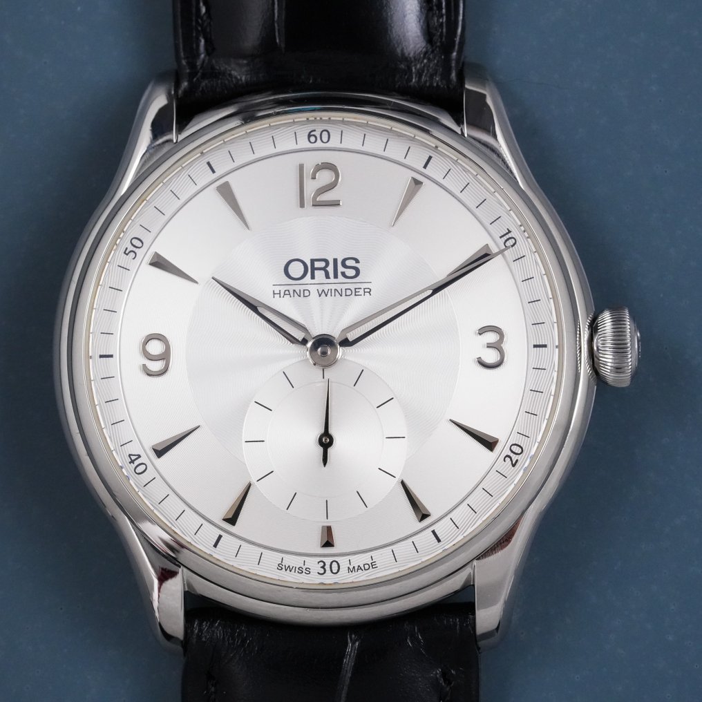 Oris artelier hand shop winding small second