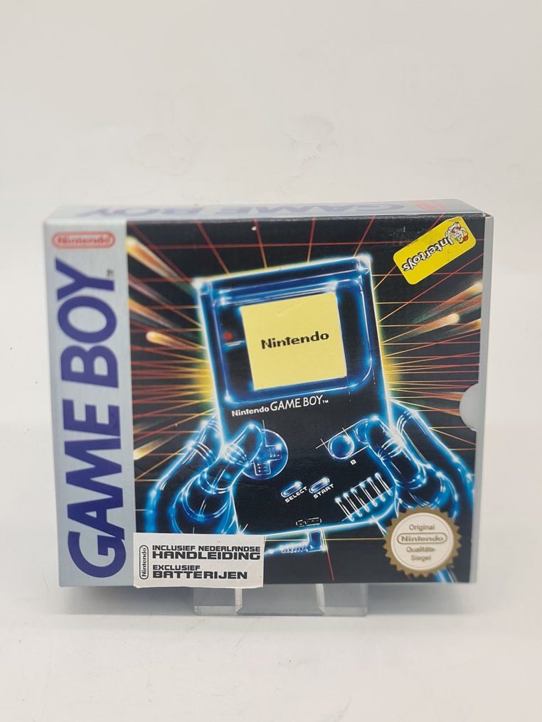 Nintendo deals old handheld