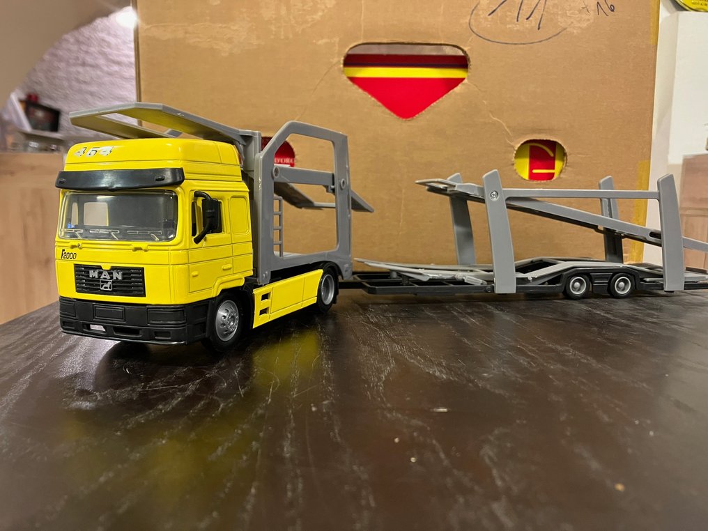 New Ray 143 1 Model car MAN Autotransporter Catawiki