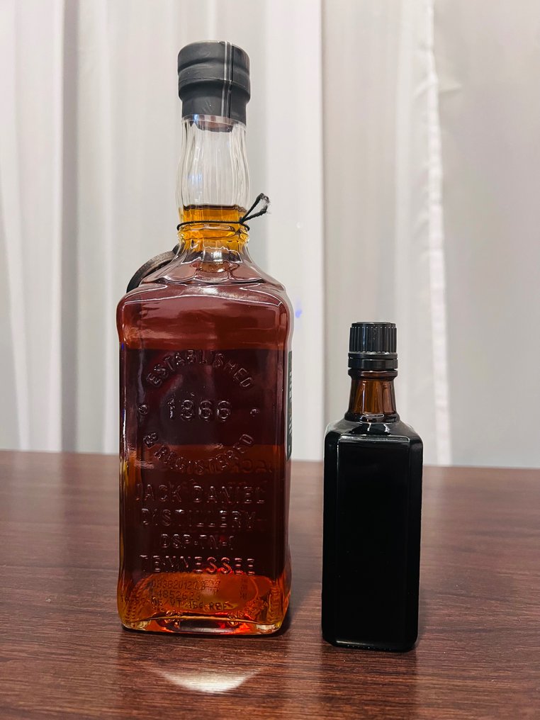 Jack Daniel's Bonded Rye & Cocktail Bitters 700ml & 90ml 2