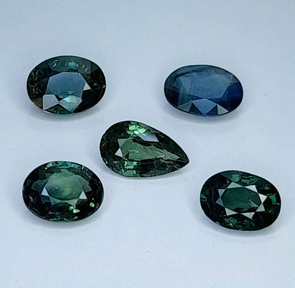 Green store sapphire name