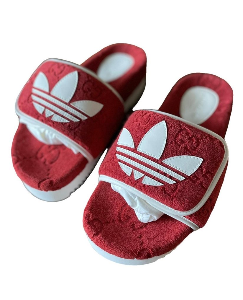 Sandali shop gucci bassi