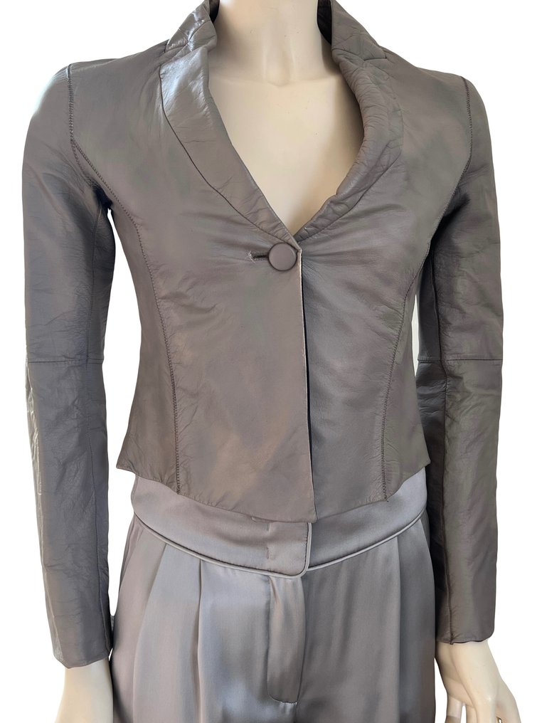 Giorgio deals armani veste